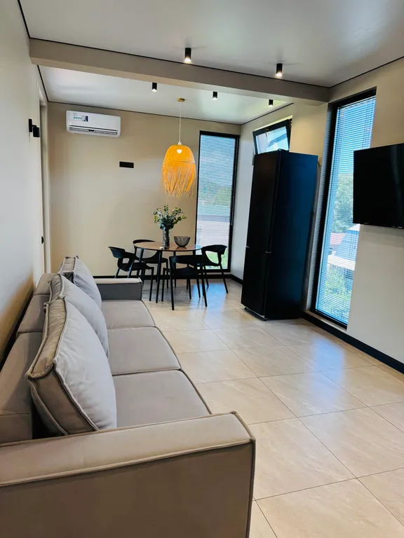 Апартамент на первой линии моря