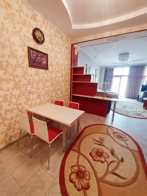 Апартаменты рядом с Приморским пляжем