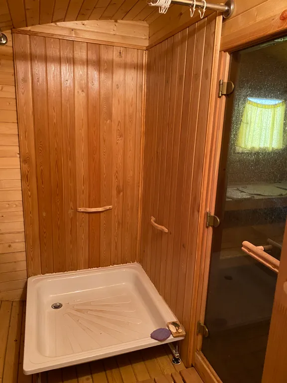 Коттедж Коттедж Дача с банькой в живописном лесу — Горячий Ключ