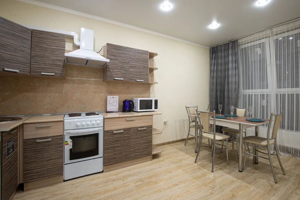 Квартира Квартира Светлая евродвушка в центре, 2 жк-телевизора, удобная кровать — Краснодар