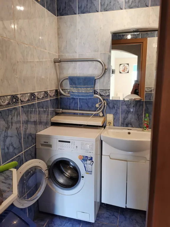 3-комнатная просторная с кондиционером