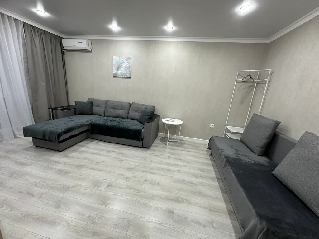 Уютная квартира в районе жд вокзала