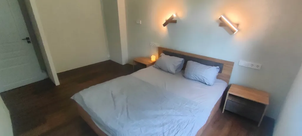 Дом для уединения в лесу и шумных вечеринок