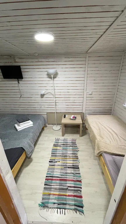 Квартира Квартира Трехместный номер с 1 двуспальной и 1 односпальной кроватями — Геленджик