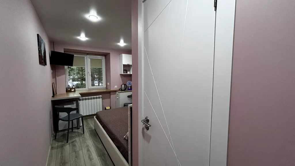 Рядом с метро Заельцовская