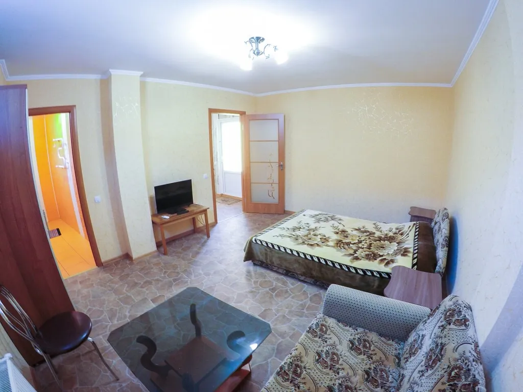 Квартира Двухкомнатные апартаменты — аренда посуточно в Алушта