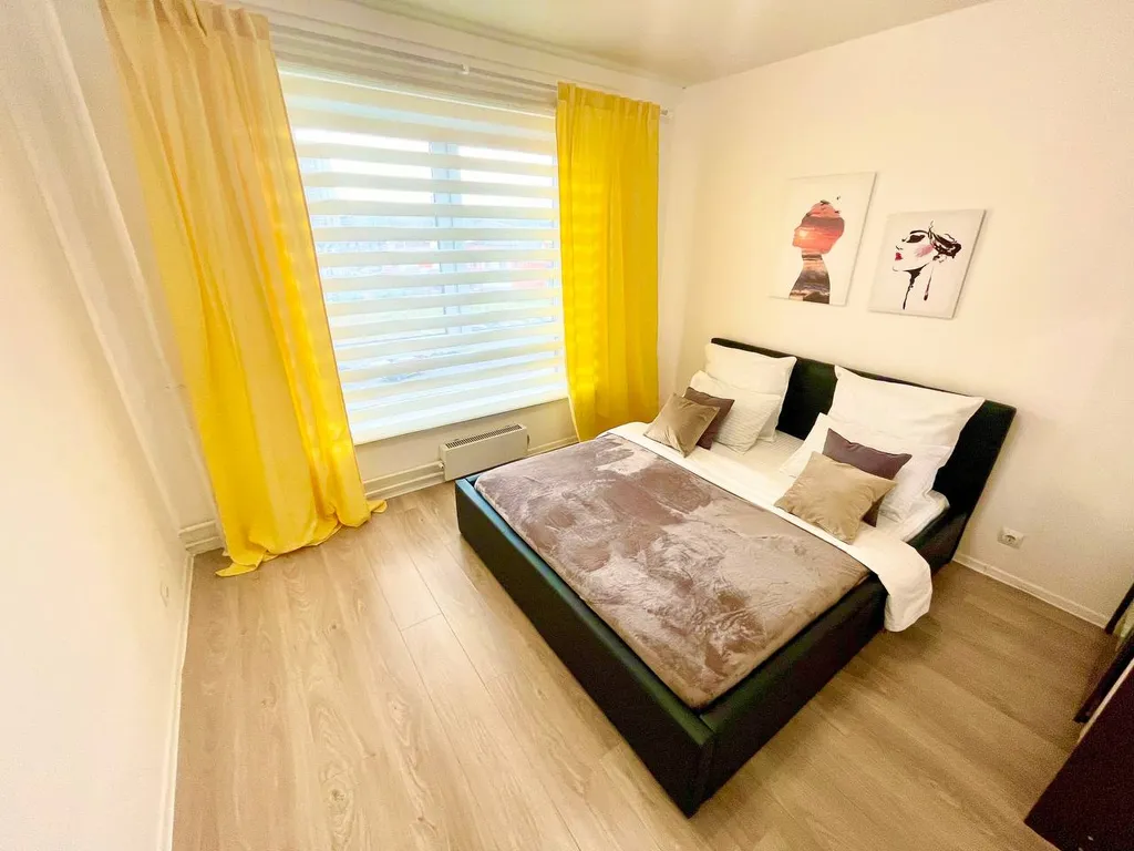 Просторные трехкомнатные апартаменты Санни Дейс