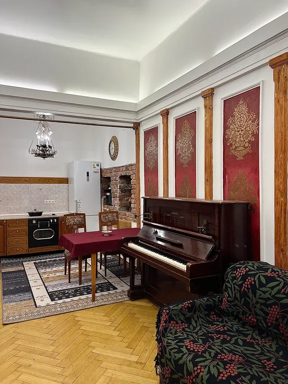 Квартира Квартира с антикварной мебелью — Москва