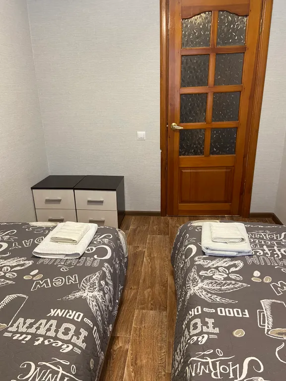 Oubki шестиместные напротив семейного магнита