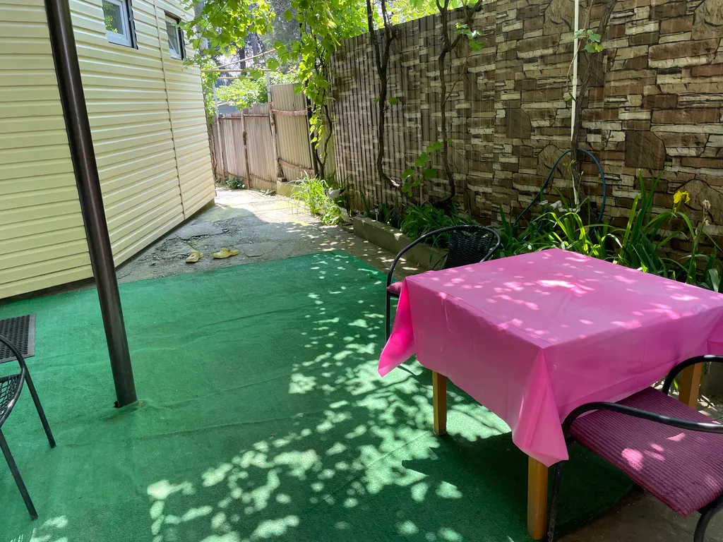 Коттедж Просторный дом в центральной части города — Геленджик