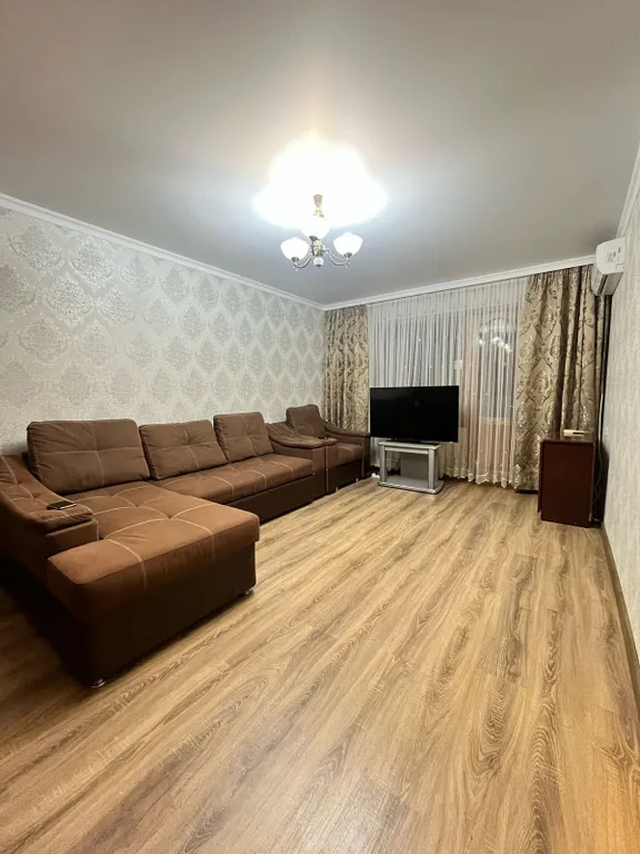 Уютная квартира в центре города — аренда посуточно в Алагир