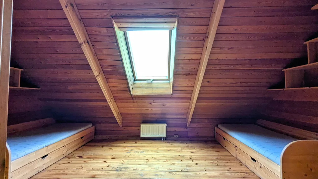 Дом с бассейном в 3 километрах от МКАД