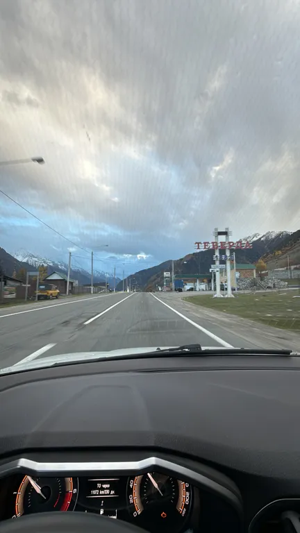 Уютная квартира с видом на горы, всё в шаговой доступности