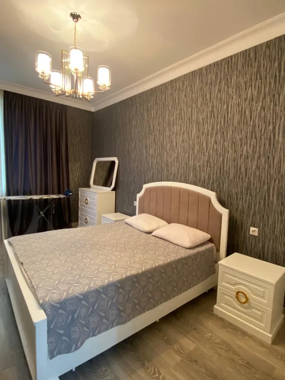 Двухкомнатная квартира в самом центре, новый дом, вид на море