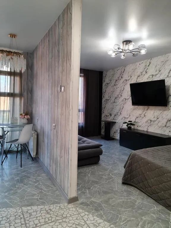 Уютная квартира-студия на Российском проспекте