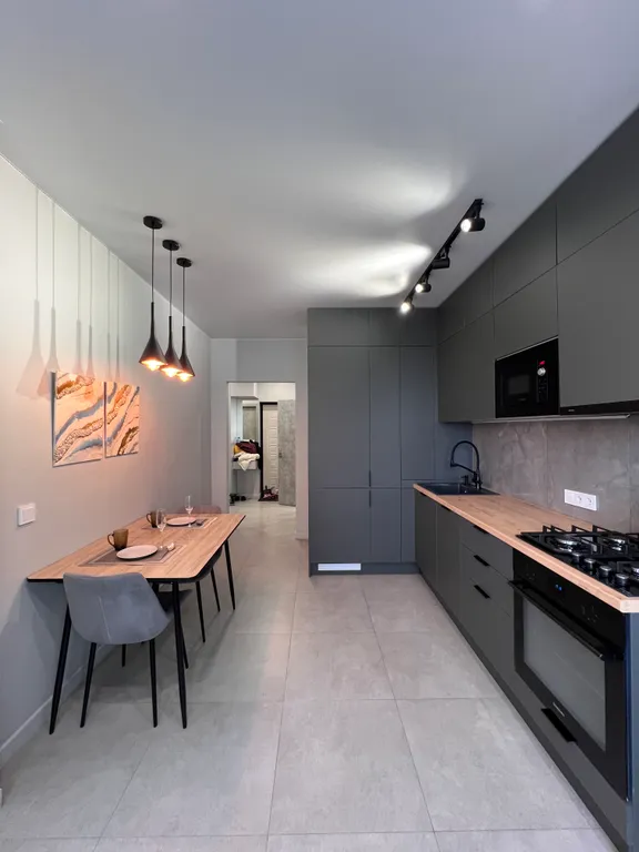 Квартира с современным ремонтом в новом жк в центре городе — аренда посуточно в Якутск