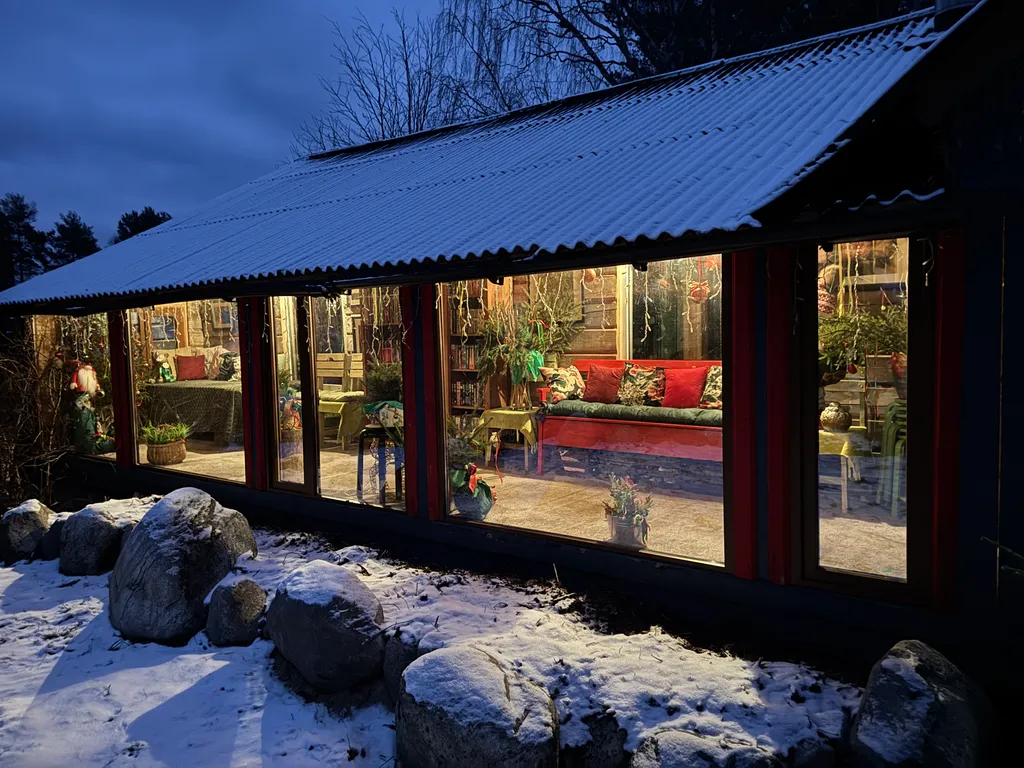 Озерный домик 2