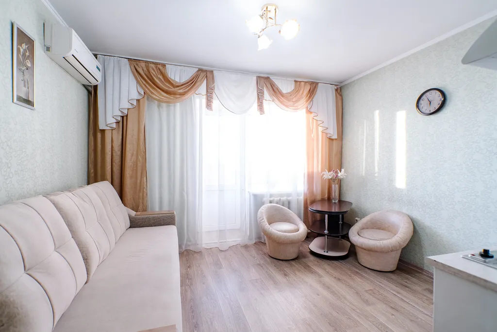 Чистая уютная студия в центре