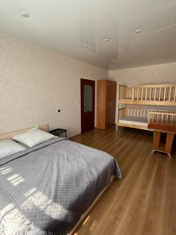 Квартира рядом с ТЦ Коллаж