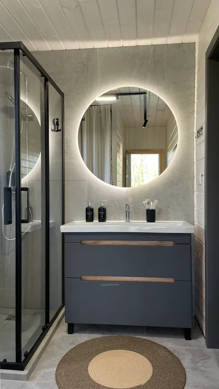 Дом с сауной и купелью в 400 метрах от водохранилища