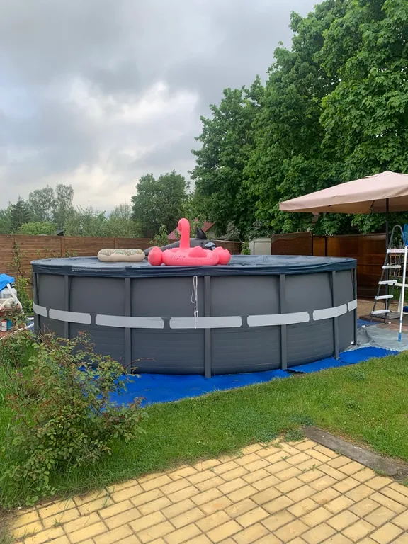 Коттедж Гостевой дом с сауной и бассейном — Светлый