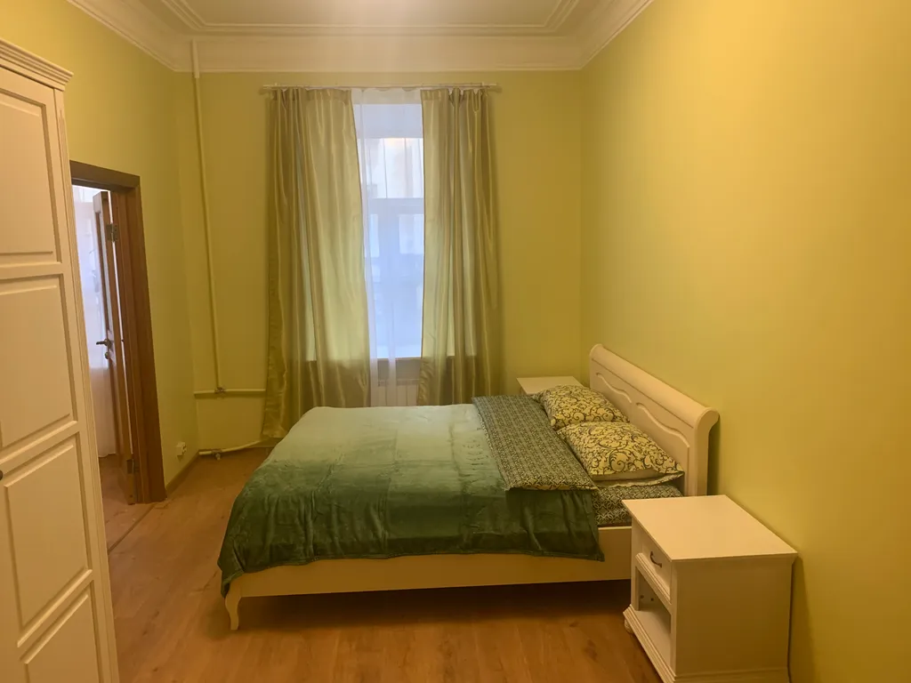 Квартира 3-комнатная Квартира — Санкт-Петербург