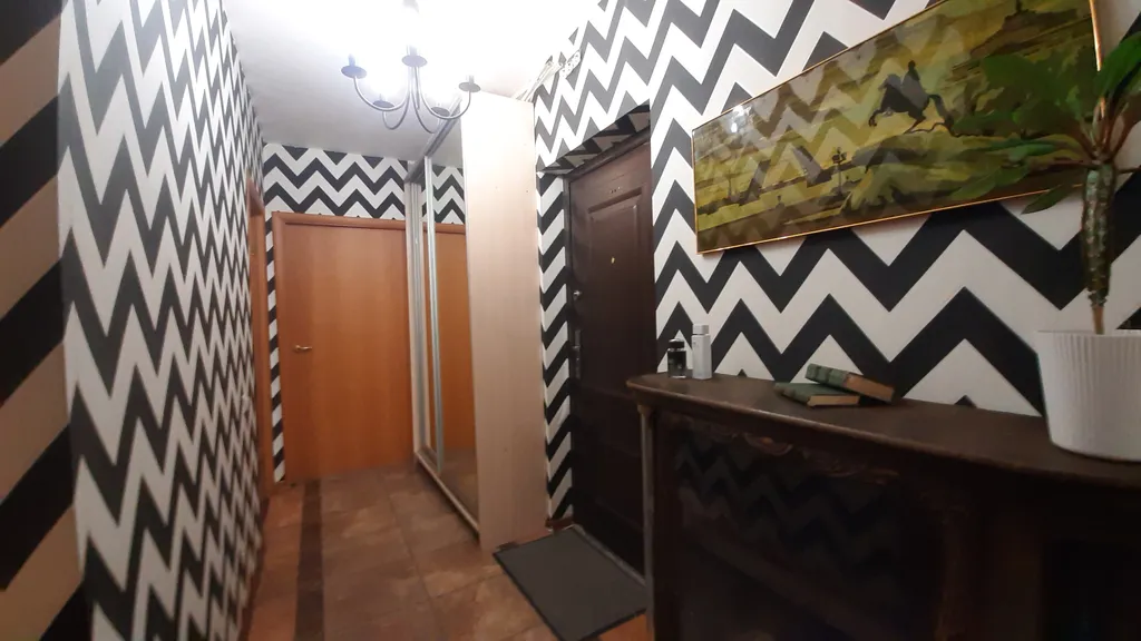 Зеркальная квартира в 20 минутах от Невского проспекта