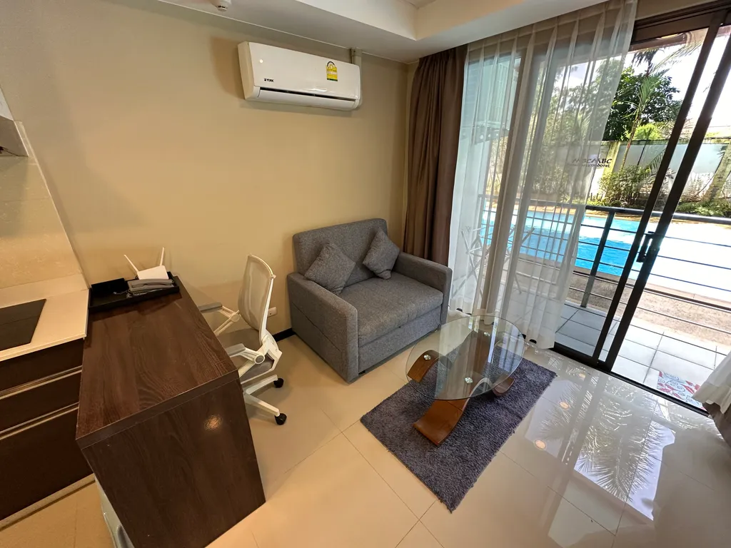 Уютная 1-спальная квартира со своим выходом к бассейну — аренда посуточно в Пхукет