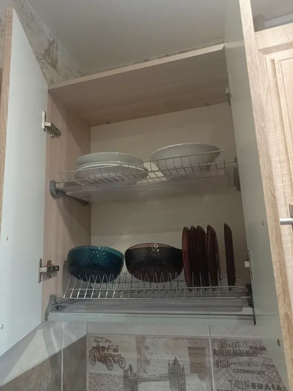 Квартира теплая в центре, магазины рядом, отчётный документы