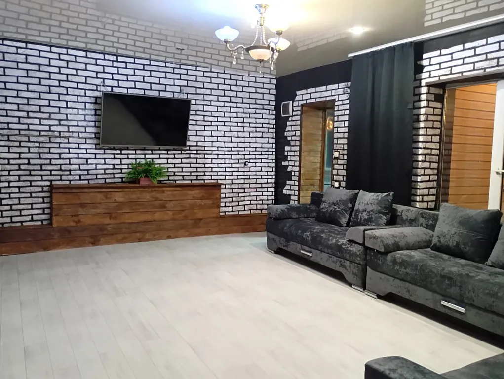 Дом с сауной на дровах и бассейном в доме, 10 минут от Мамаева кургана