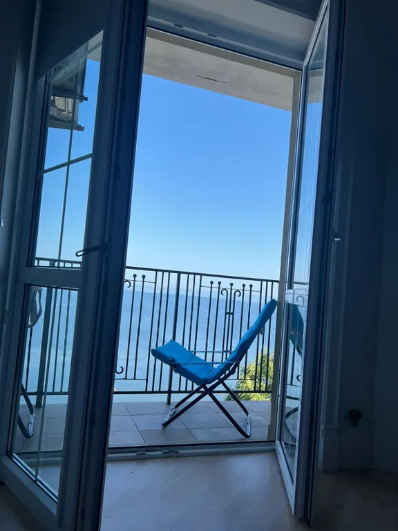 Апартамент с видом на море bellavista