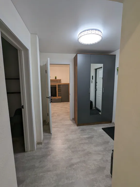 Двухкомнатная квартира рядом с Ледовым дворцом