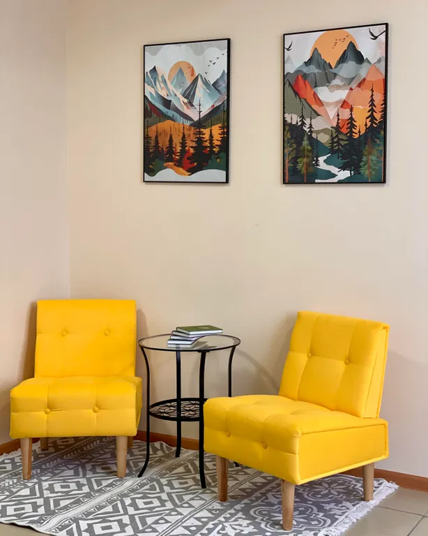 Дом у подножия горы