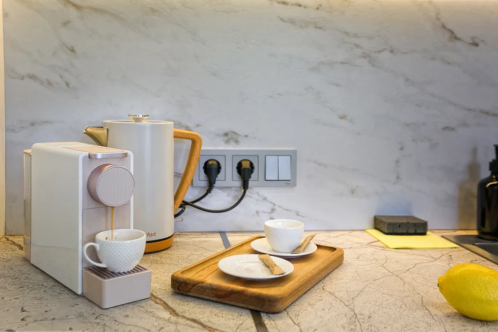 Студия с панорамой на горы