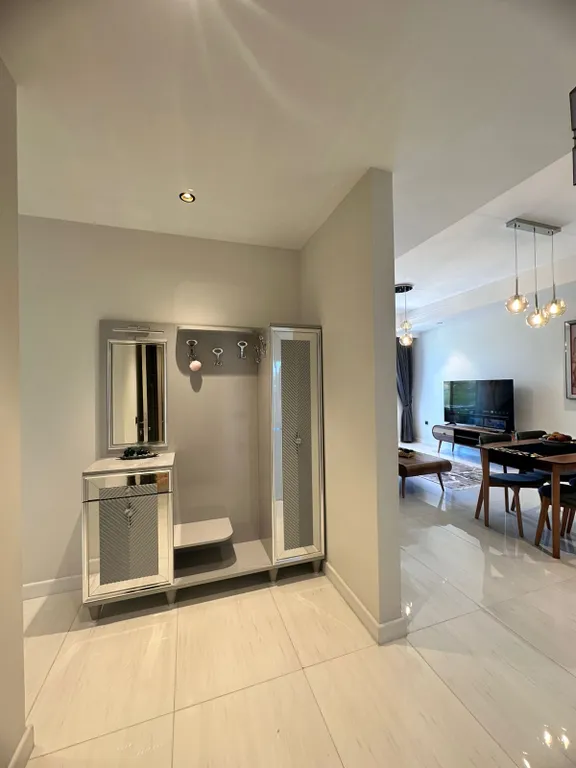 Квартира в Azura World c видом на бассейн и аквапарком С3-60