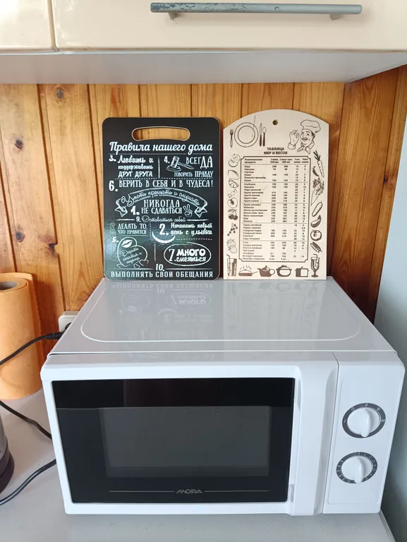 Первый этаж с отдельным входом в районе центрального рынка