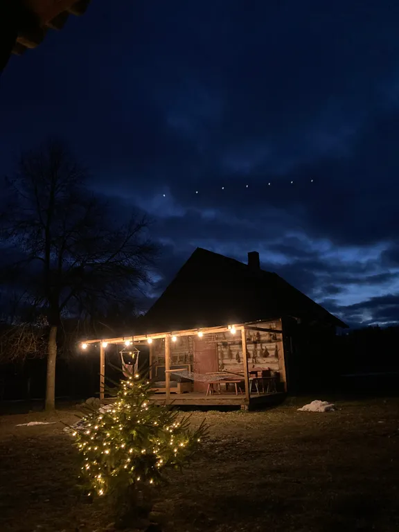 Уютный лесной домик со всеми удобствами