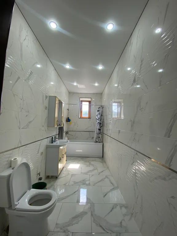 Дом напротив фонтана с потрясающим видом на крепость, фонтан и море