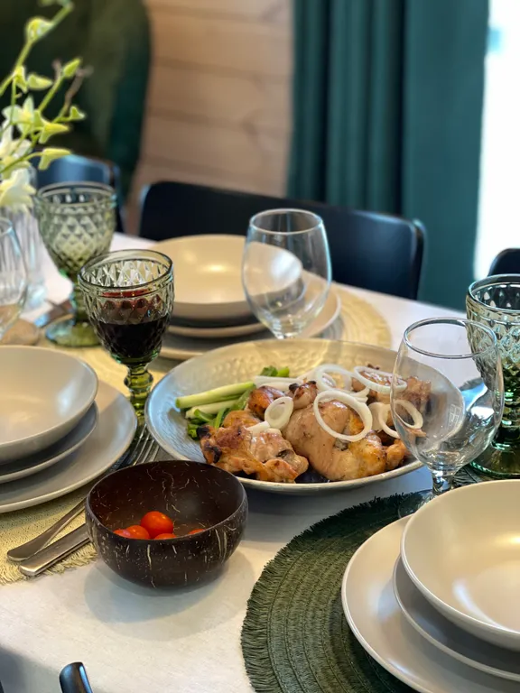 Отдых в доме в лесу с чаном и бассейном