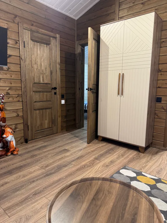 Коттедж Домик на поляне — Светлое