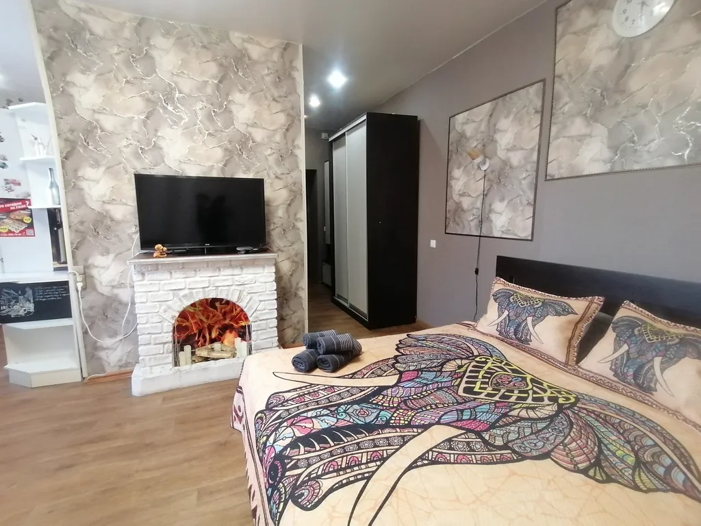 Солнечная и теплая однушка в районе Военкомата