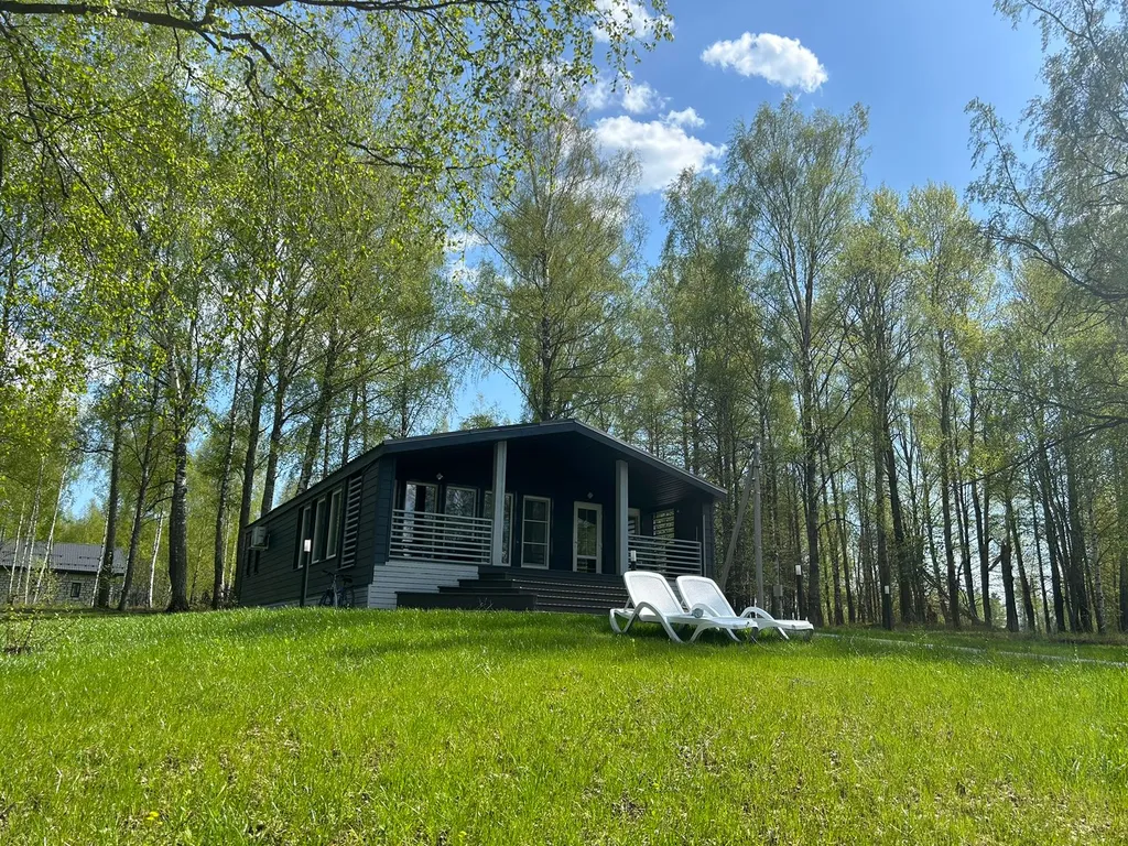 Дом на берегу водохранилища