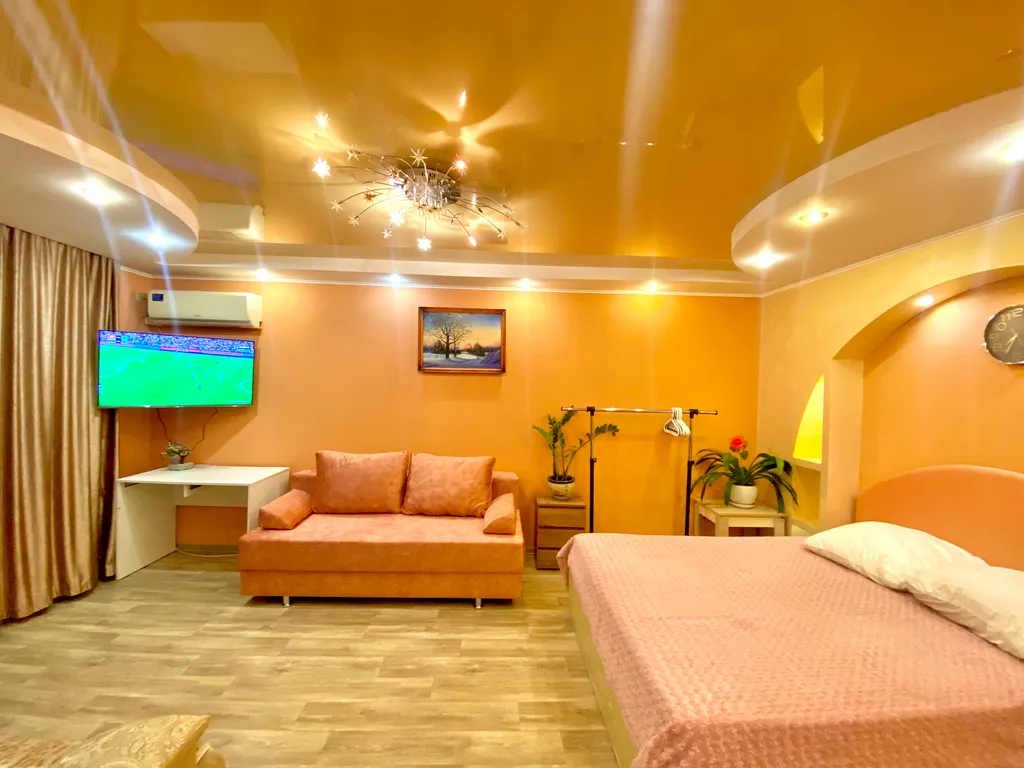 Квартира рядом с пешеходным бульваром — аренда посуточно в Саратов