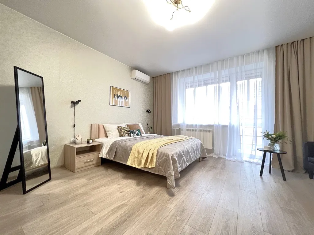 Квартира Квартира Sunny house 2шка студия с качелями на панорамной лоджии — Новосибирск