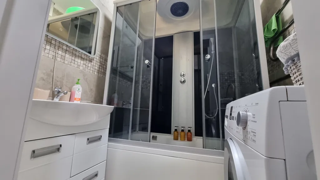 Уютная и просторная 2-х комнатная квартира,  70 кв.м.