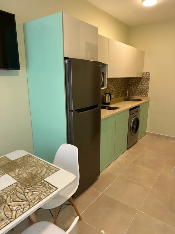 Апартаменты с личным пляжем и бассейном