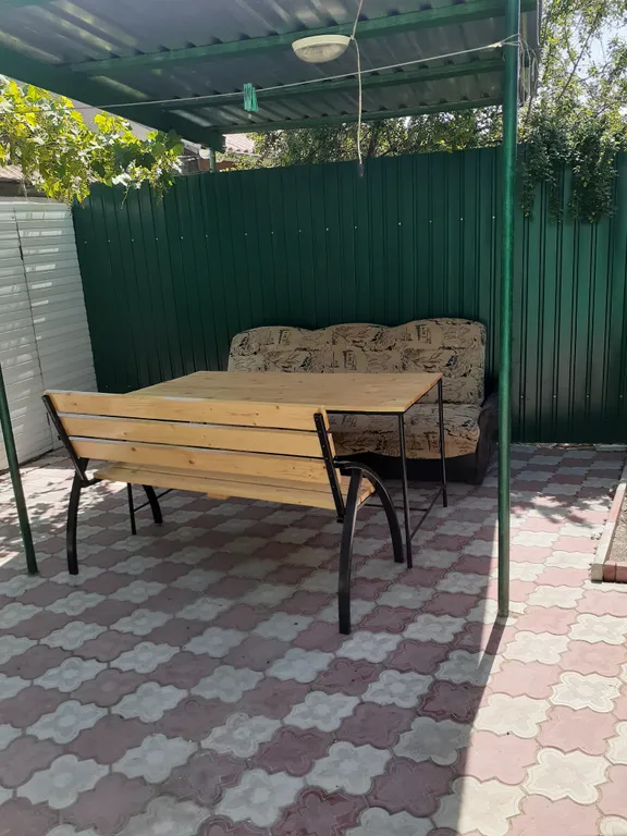 Коттедж на 5 человек со своим двориком