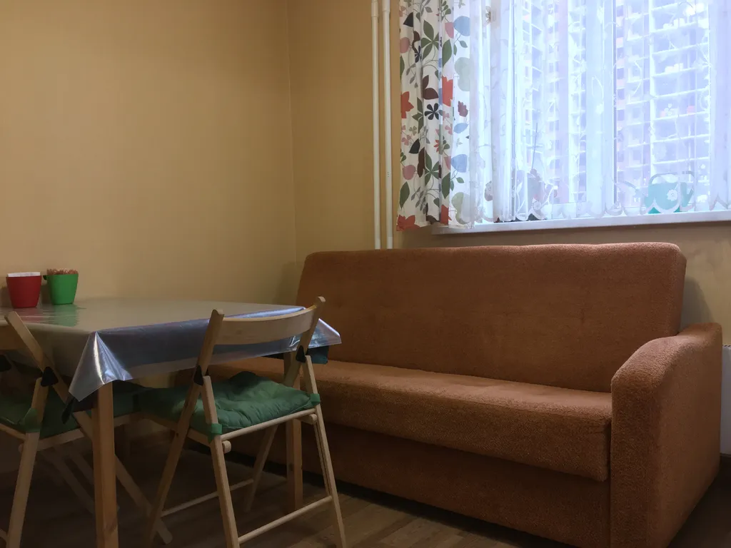 1-к квартира, 15 минут до центра на автомобиле, с парковкой у дома