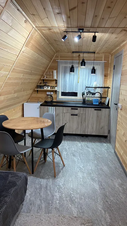 Уютный дом-шалаш