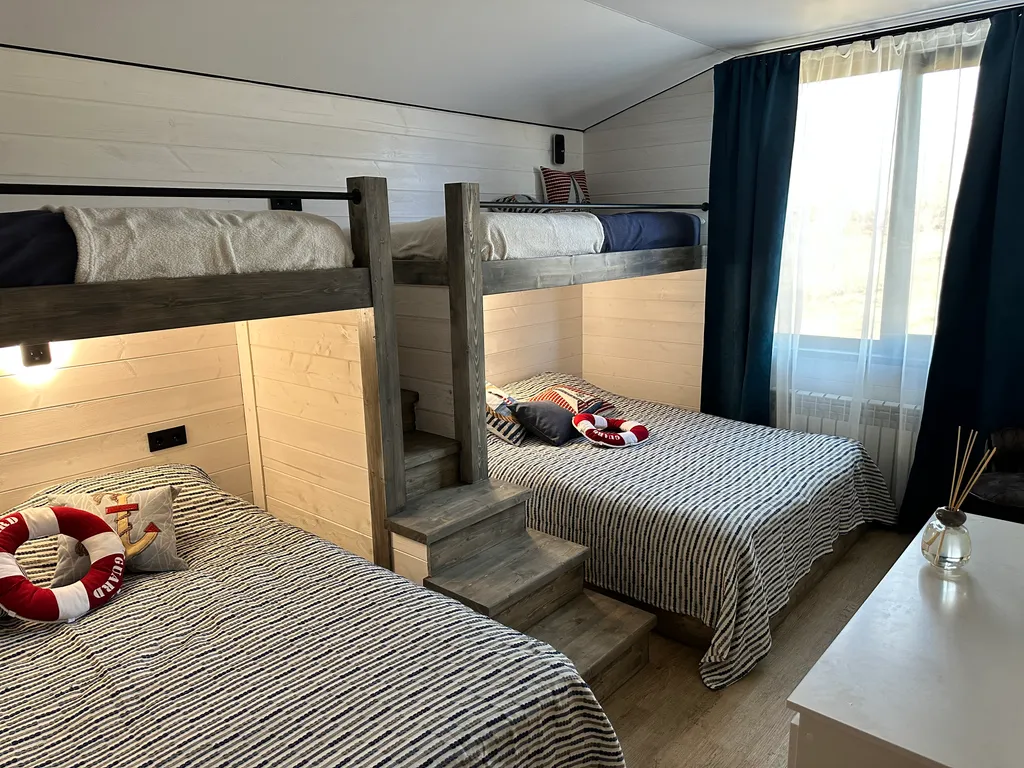 Новый коттедж с горячим бассейном